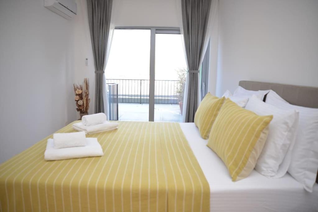דירות קוטור Design Flat With Impressive Boka Bay View מראה חיצוני תמונה
