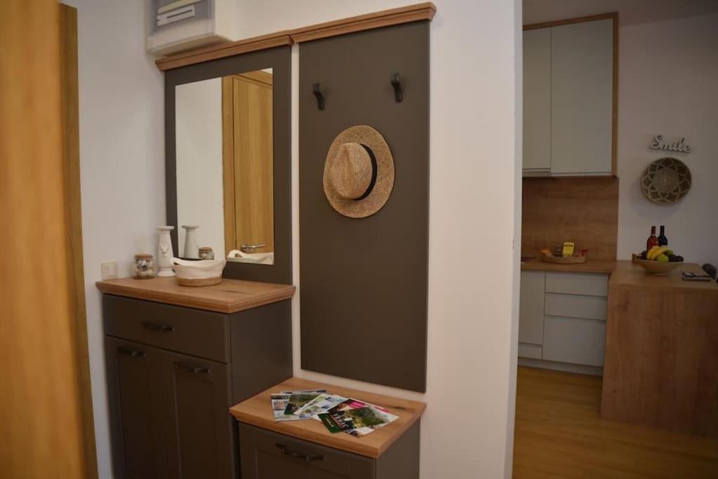 דירות קוטור Design Flat With Impressive Boka Bay View מראה חיצוני תמונה